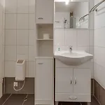Apartamento In *